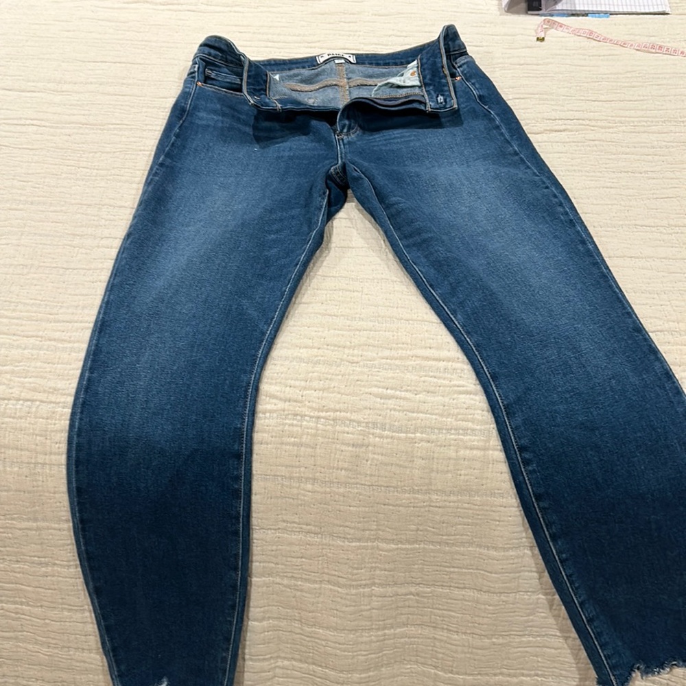 Paige women’s jeans, Hoxton ankle fray skinny Jean.